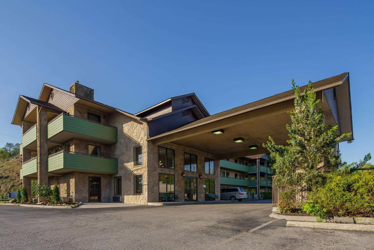 Days Inn By Wyndham Pigeon Forge South Exterior photo